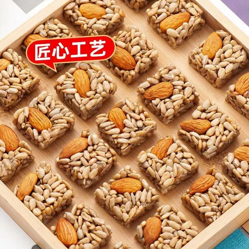 优质营养 巴旦木瓜子仁酥葵花籽仁 坚果网红休闲零食品干果小包装
