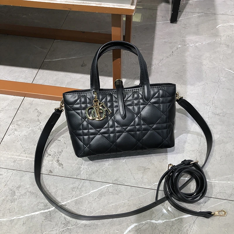 【桃子专属】新款时尚百搭女士单肩斜挎包1951