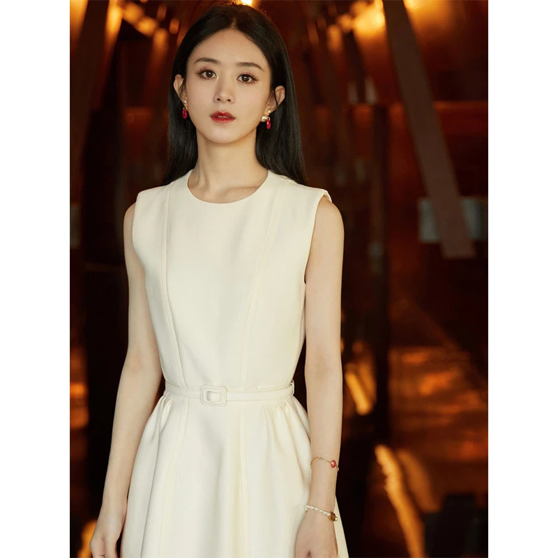 白色生日无袖连衣裙2025夏季法式圆领拼接高级感高定同款轻奢裙子