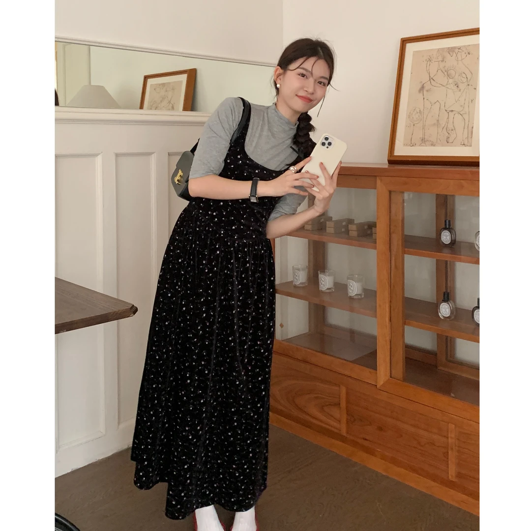 韩国chic秋季小众气质褶皱收腰显瘦长款碎花丝绒背心长袖连衣裙