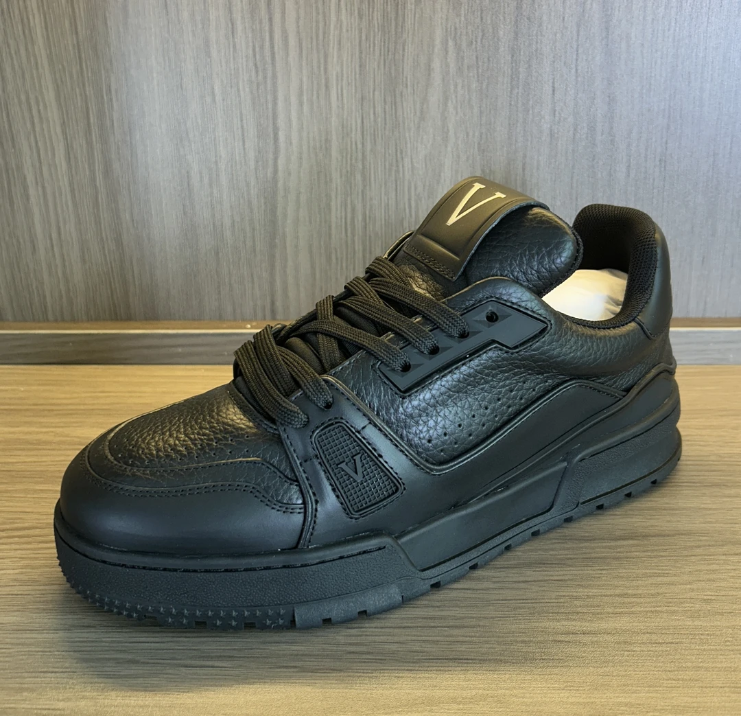 【广州定制版】头层牛皮真皮空胶工艺时尚男鞋