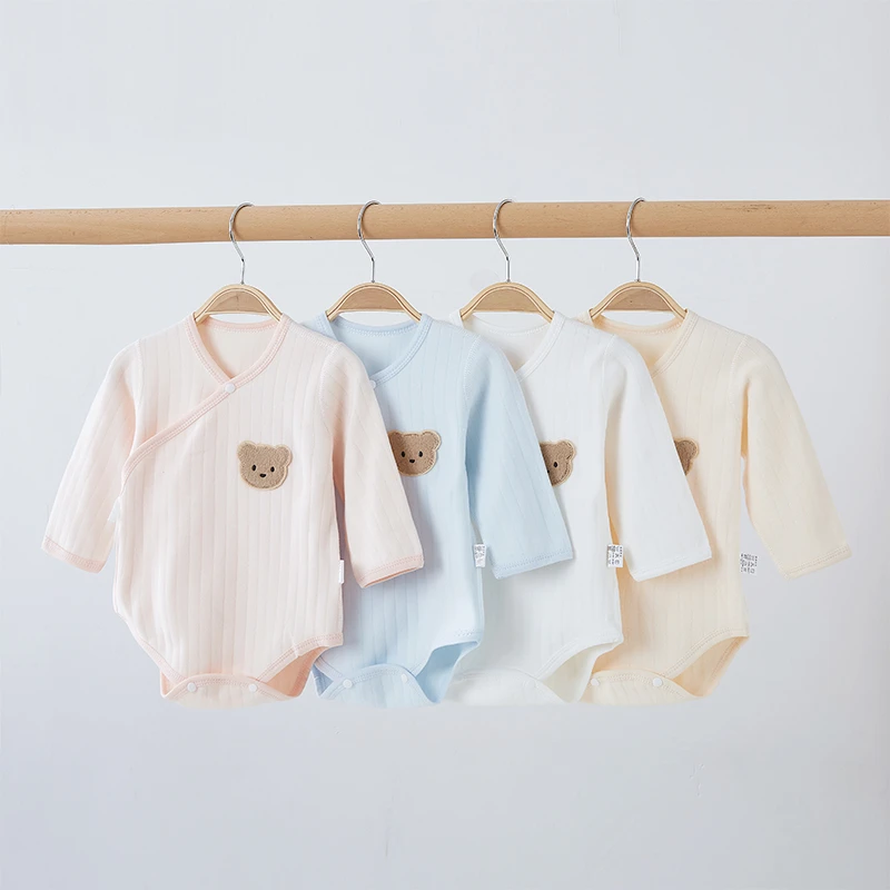 婴儿包屁衣秋冬季舒绒保暖新生儿长袖三角爬双层护肚无骨a类睡衣