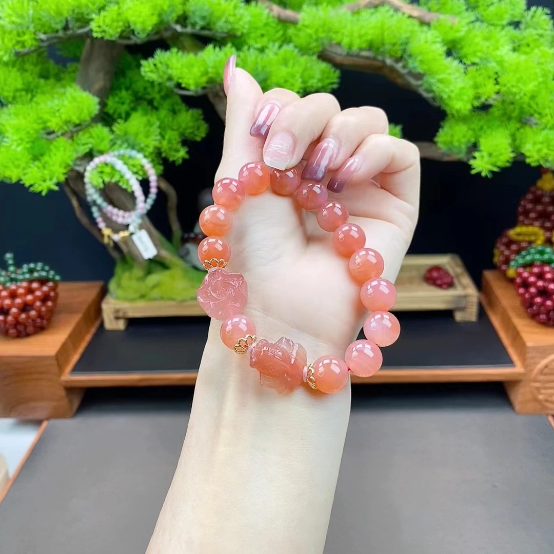【春姐珠宝】天然绯红盐源玛瑙手串12mm搭配小鱼 玉兰花多样性 2243