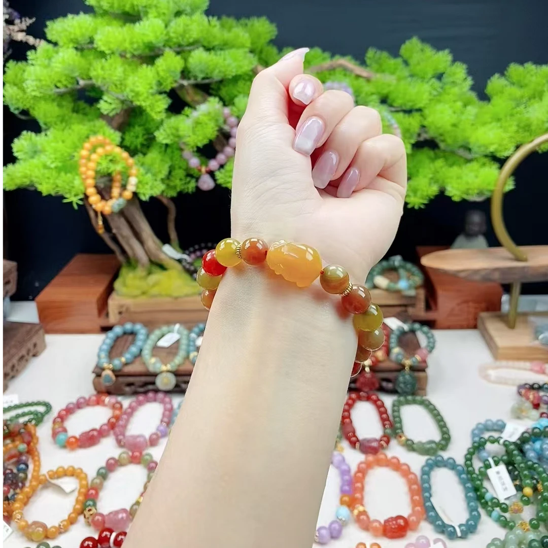 【春姐珠宝】天然老矿料绯红盐源多宝玛瑙手串10mm 搭配 貔貅 0000