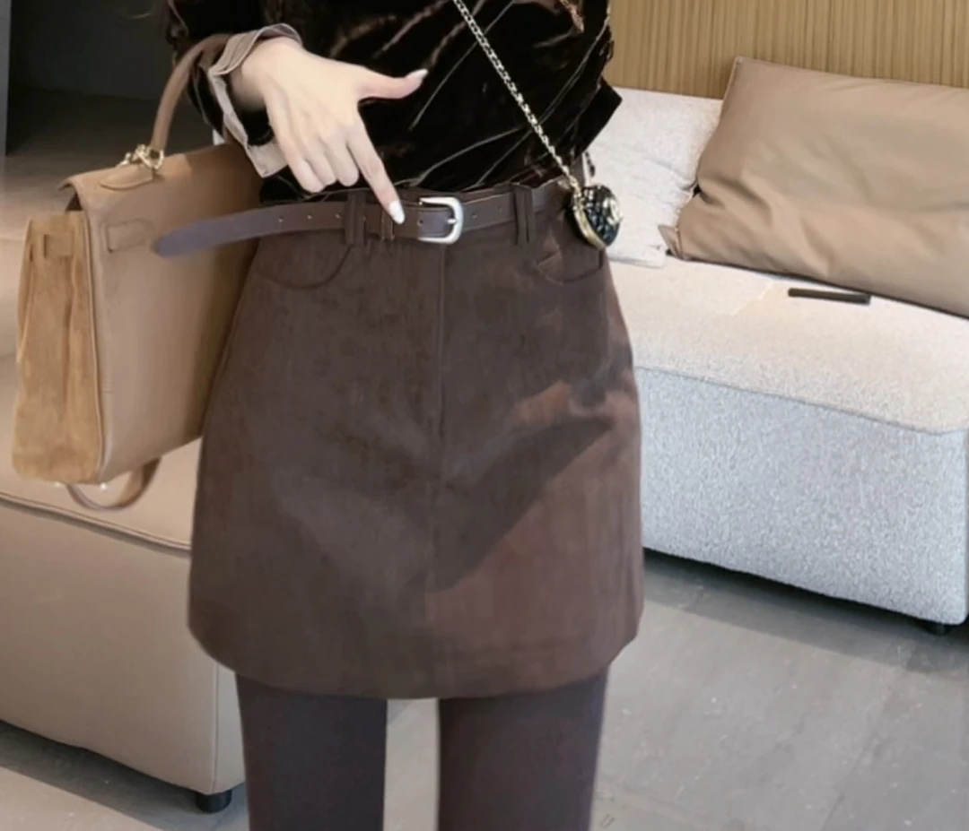 f4359 2024早秋 复古灯芯绒A字裙半身裙