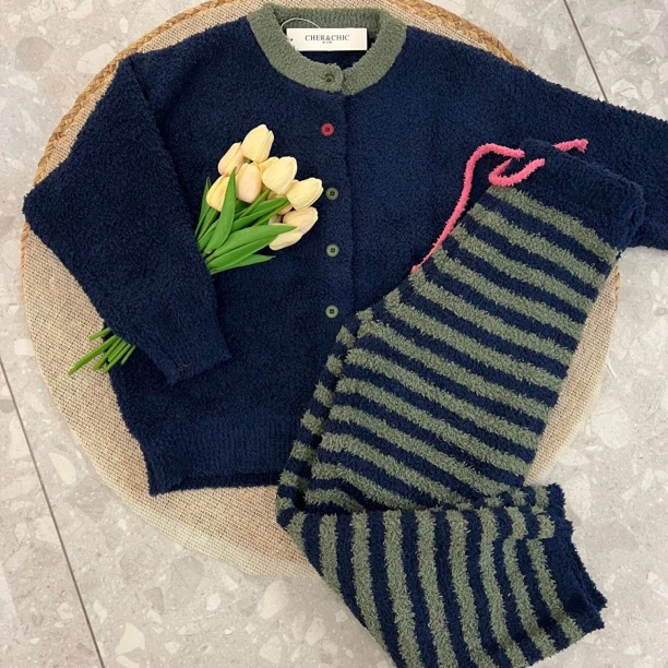 雪儿姐推荐款 彩扣条纹睡衣