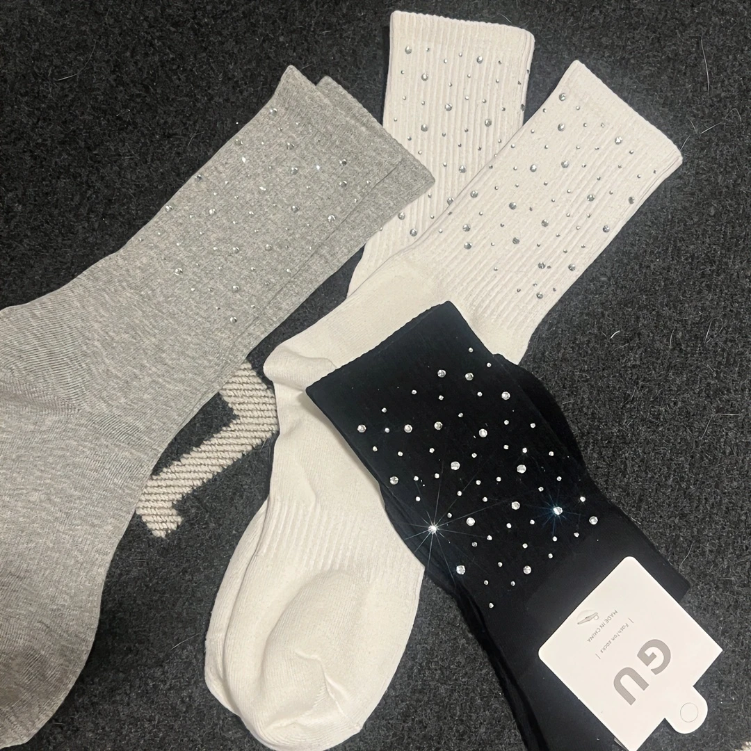 DIMDEVL/汀黛重工满天星烫钻袜子女款爆款2024新款轻奢中筒棉袜子