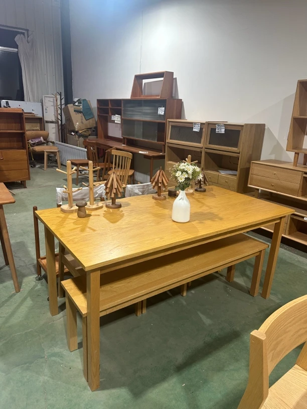 处理1.6*80橡木直角边餐桌北欧简约风