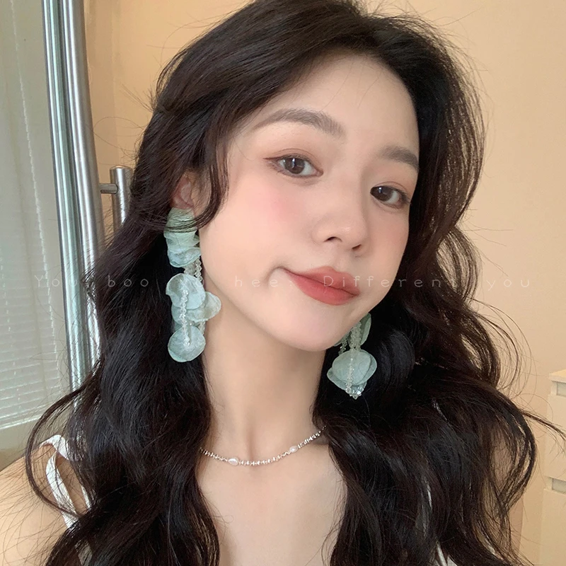 铜合金布艺耳饰 海边度假风欧根纱蓝色花朵流苏耳钉女