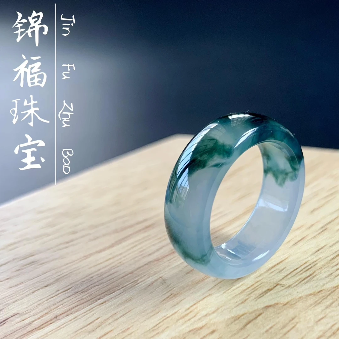 锦福珠宝冰飘花翡翠戒指19号   18.7内径   宽7.6  厚3.6  高品质
