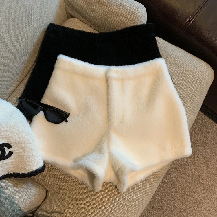 水貂绒白色短裤外穿秋冬高腰西装阔腿裤子辣妹毛毛热裤打底靴裤