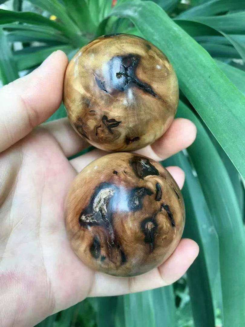 【龙虎山】天然枣木全雷50mm一对手把件盘玩件