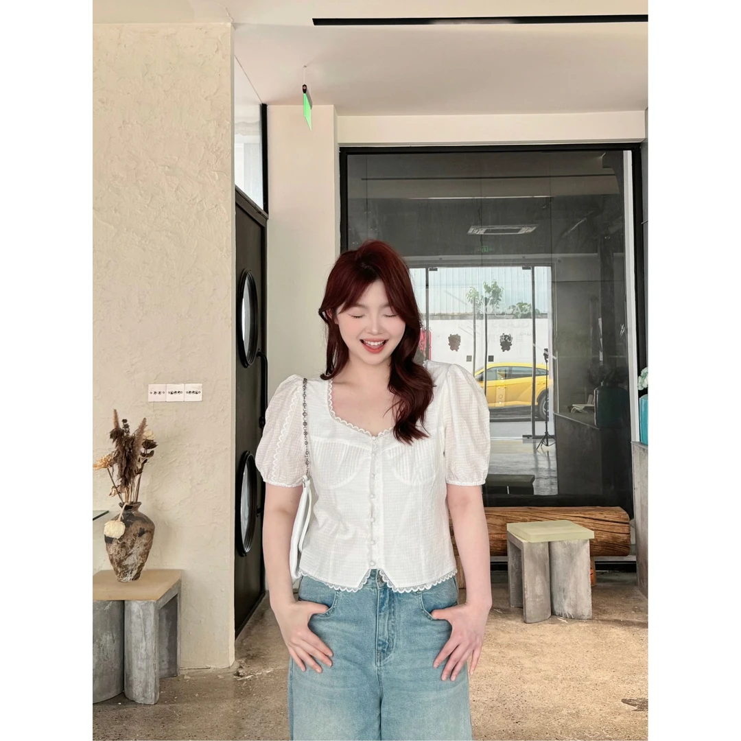 晶咕【北岛情书】韩系后背打揽大U领单排扣蕾丝花边短袖上衣
