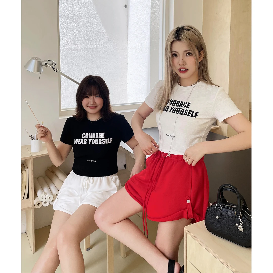 晶咕白标~圆领字母印花肌理感短袖T恤女夏季大码正肩合身上衣