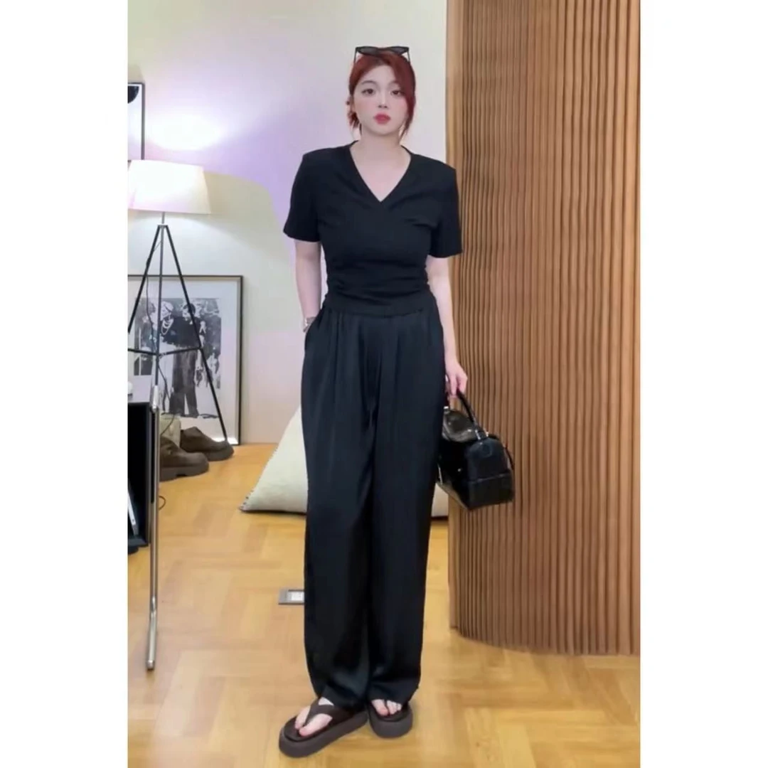 晶咕晶咕「人间梦露」别致V领交叉设计短款显瘦打底衫垂感T恤套装