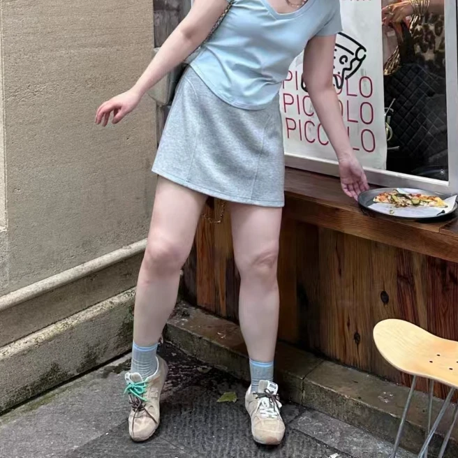 晶咕【长腿特派员】夏季舒适高腰纯色薄款A字显瘦休闲半身裙