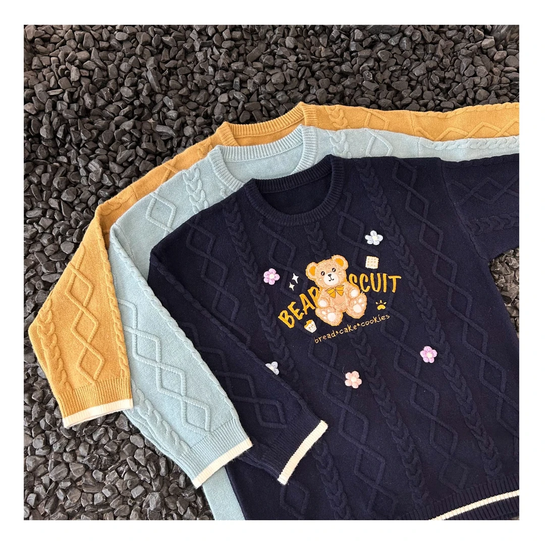 晶咕【萌萌熊！】慵懒麻花针织刺绣小熊长袖套头毛衣圆领宽松