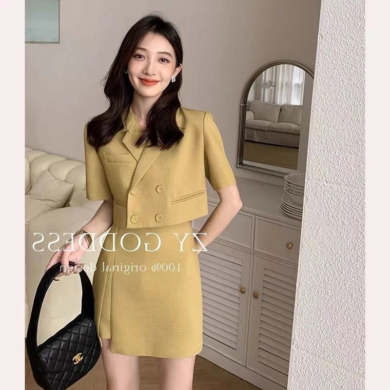 高级感气质名媛小香风职业西装露背短款外套高腰半身短裙两件套装