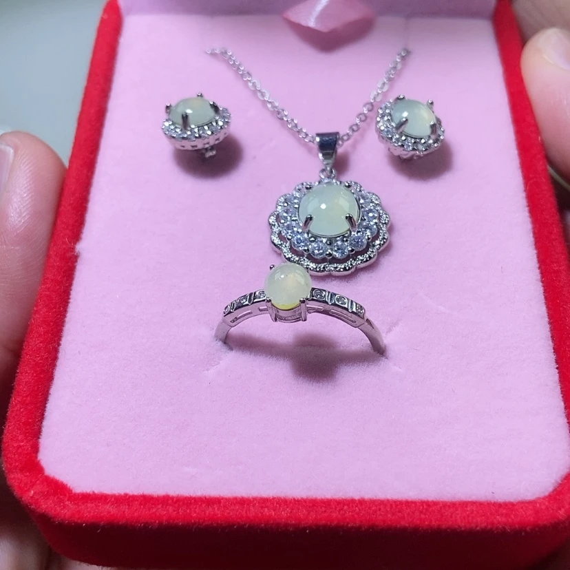 【闪购商品】定制翡翠未镶嵌满*