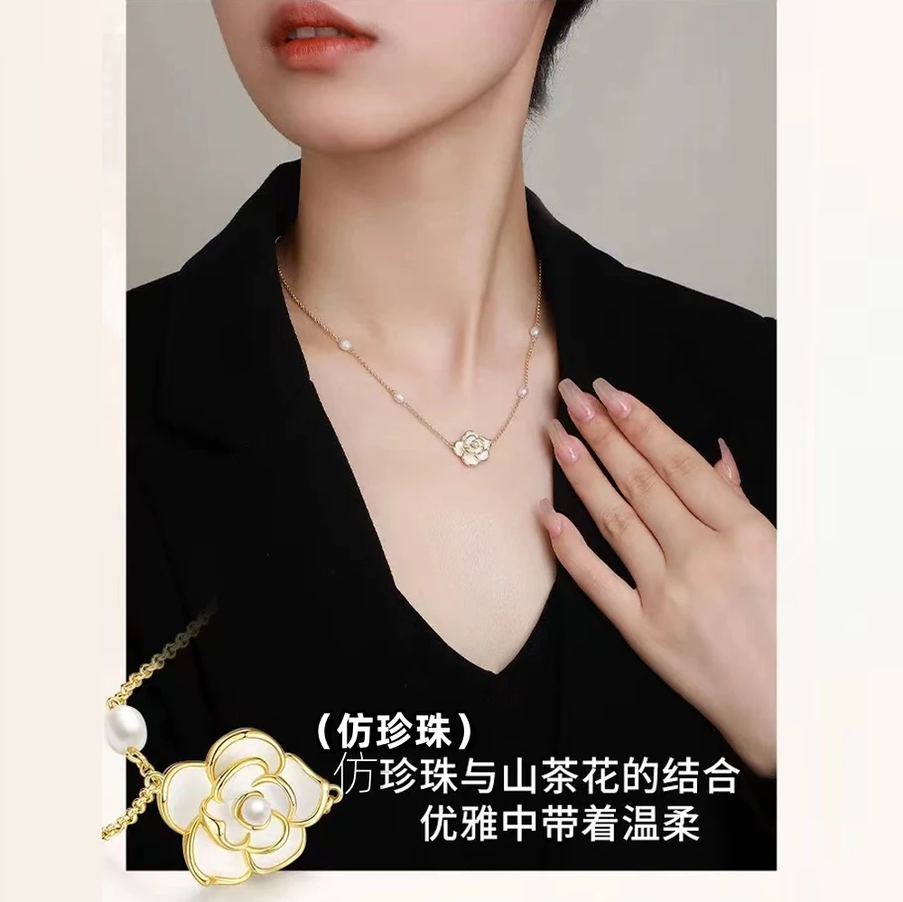 铜合金仿珍珠项链 TheGreenParty  山茶花项链
