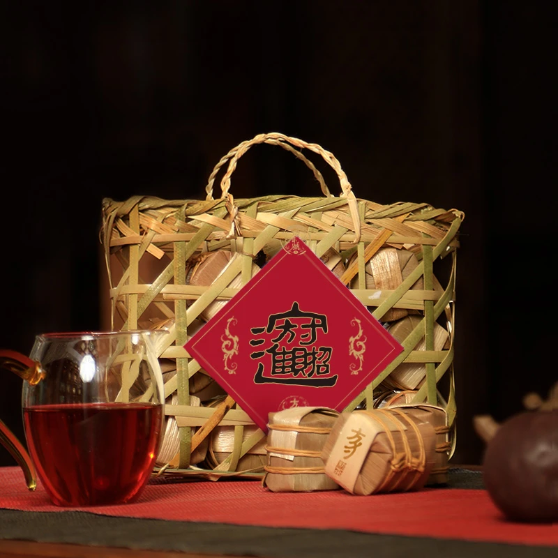 方寸 2017年普洱茶熟茶 布朗头春古树发酵熟茶甜茶小饼茶