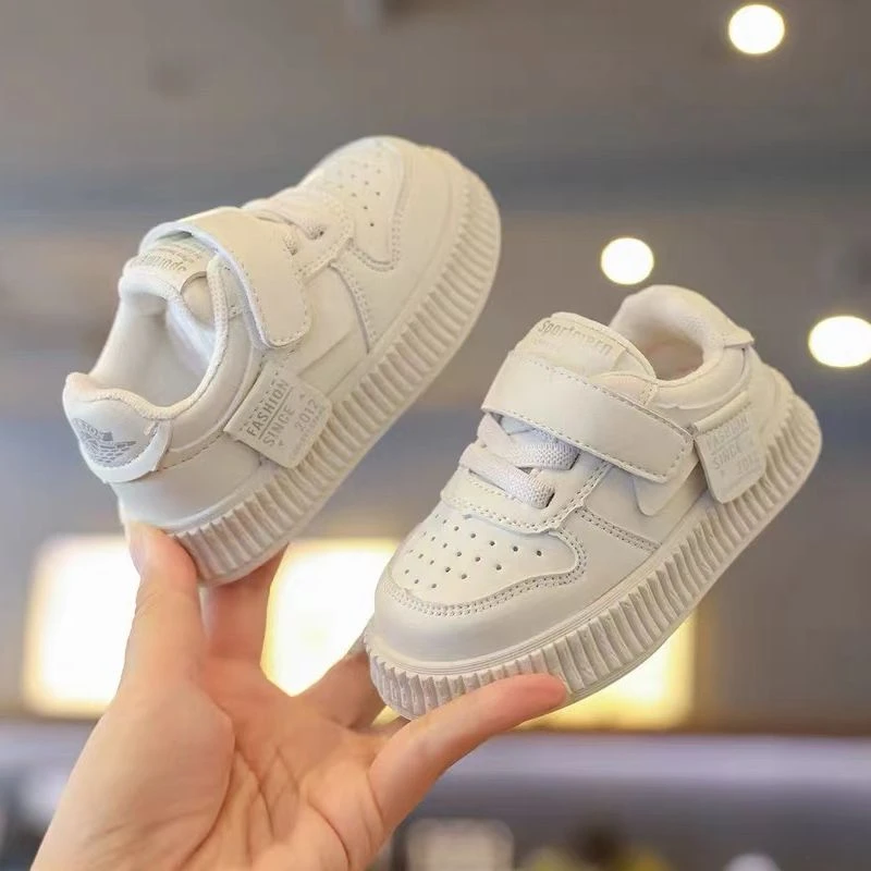 2023秋季宝宝小白鞋学步鞋女宝宝男童鞋子软底防滑儿童板鞋婴儿鞋