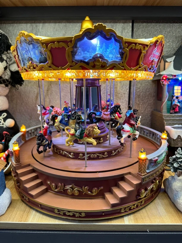 出口外贸圣诞款旋转木马八音盒生日礼物全国顺丰包邮不支持无理由