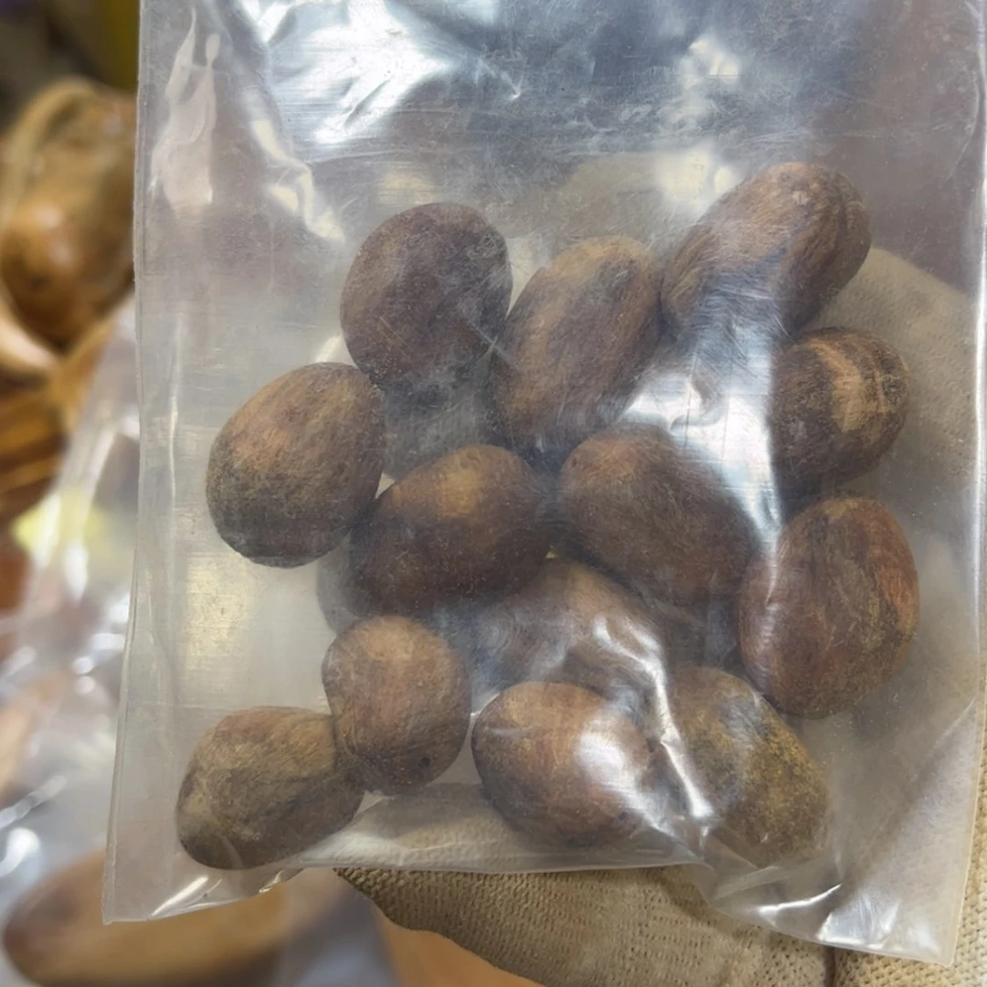 【闪购商品】崖柏年**余