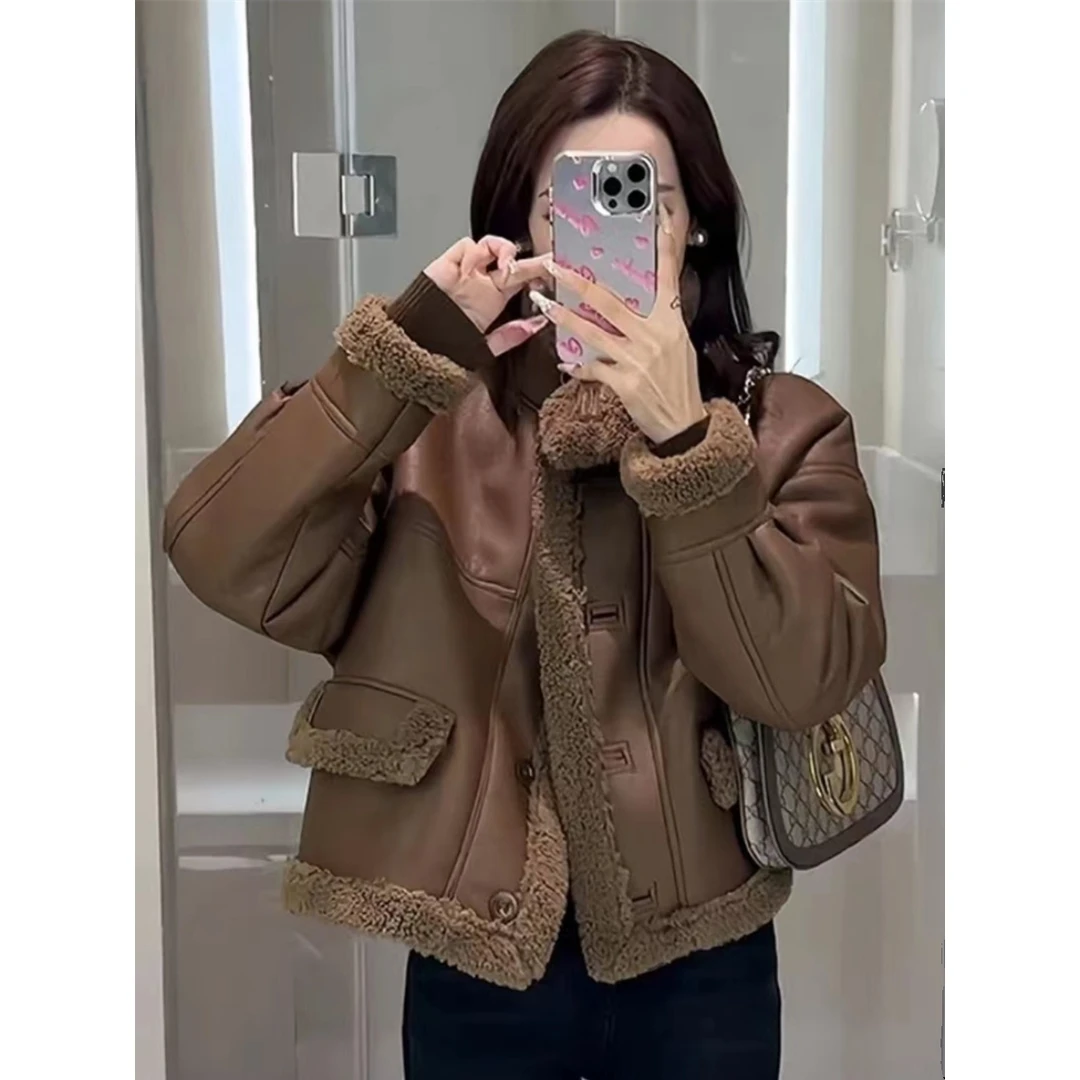 十里堡韩版短立领皮毛一体羊羔绒外套女2023冬季新款加厚时尚上衣