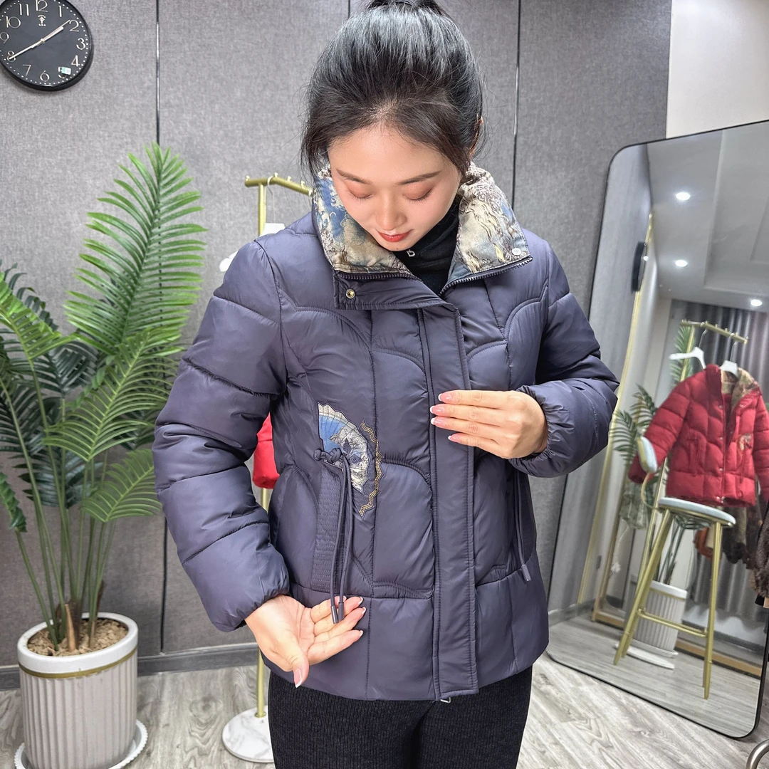 8015#国风刺绣中老年妈妈冬季短款棉衣棉服气质时尚加厚保暖