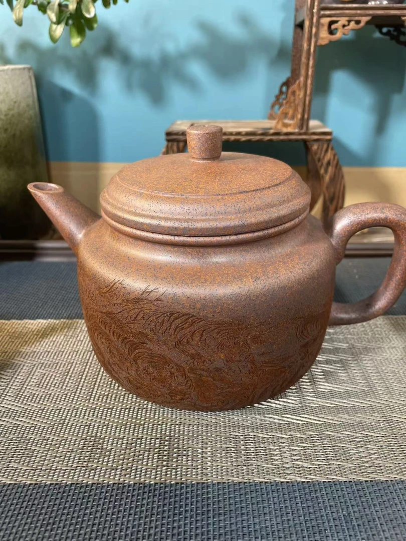 宜兴紫砂老段泥德中紫砂壶