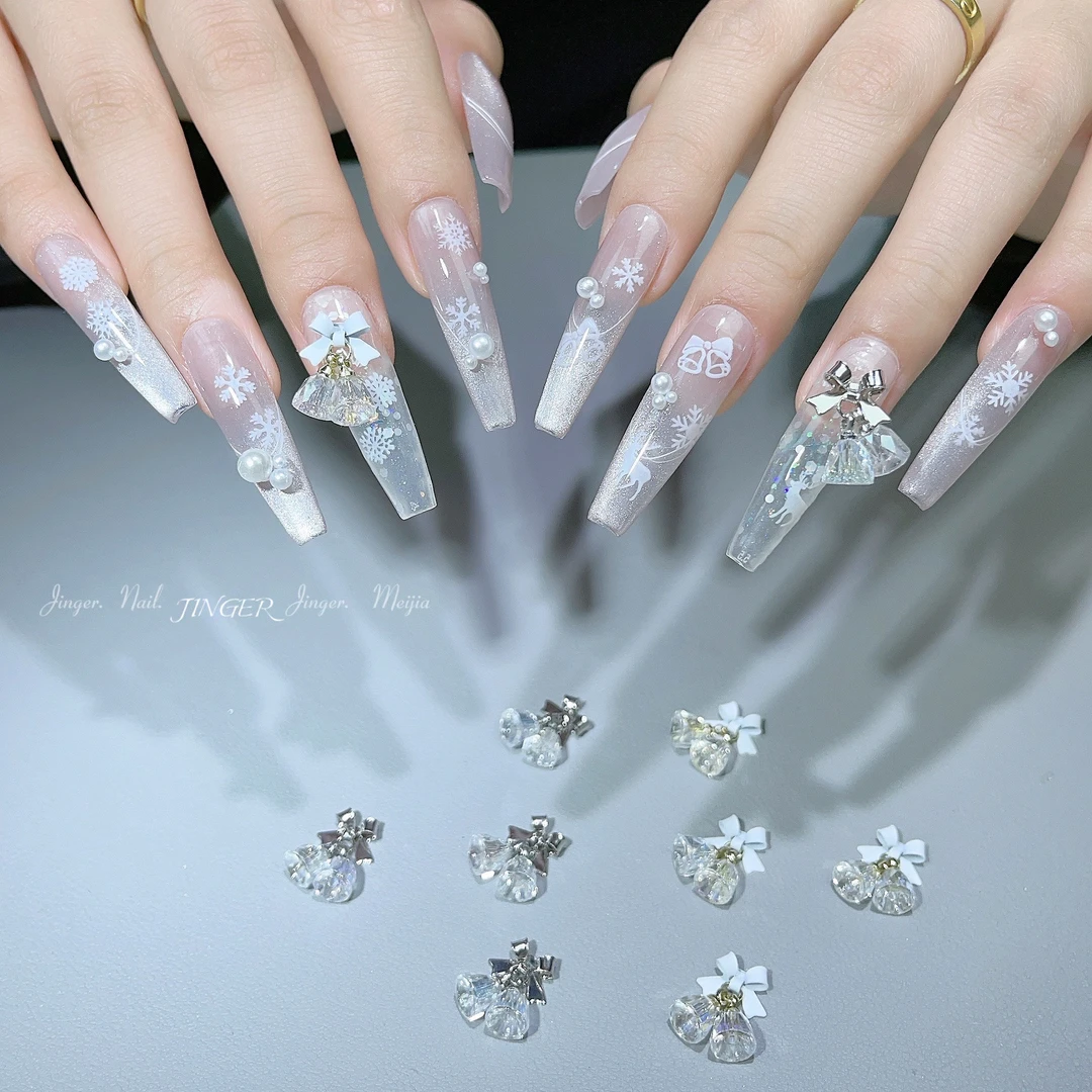 圣诞节水晶铃铛美甲饰品秋冬新款合金蝴蝶结吊坠透明立体指甲配饰