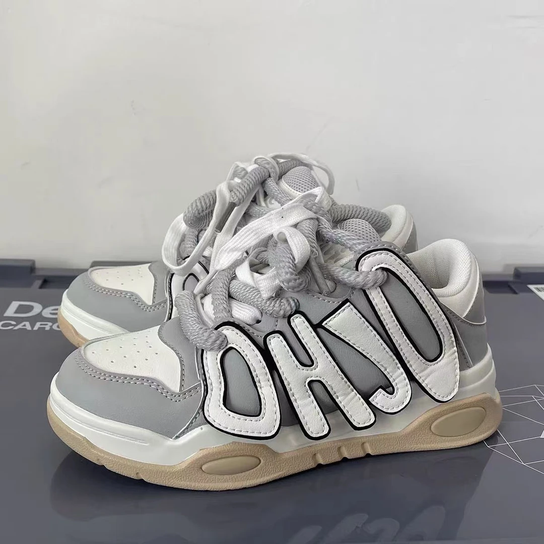 2024新款小众高街面包鞋国潮字母运动鞋情侣板鞋 665灰色
