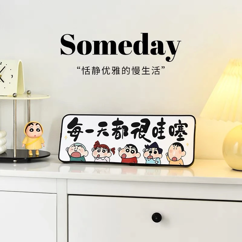 蜡笔小新入户玄关优雅装饰画房间改造小物件客厅桌面摆件