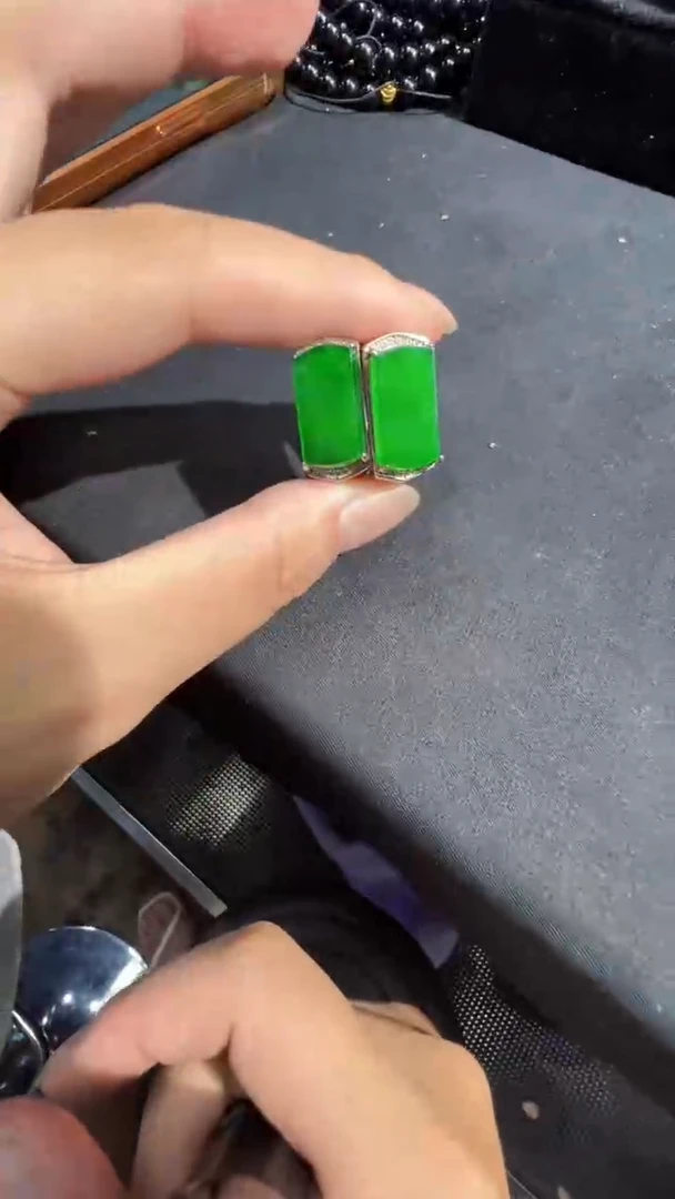 【闪购商品】定制翡翠未镶嵌戒指商品多样性发货1