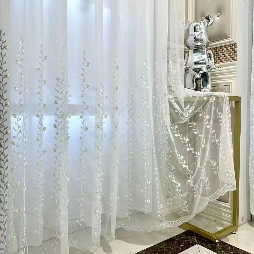 牛奶丝银杏叶窗纱 绣花白纱