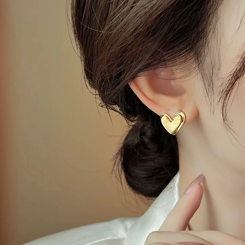 铜合金耳饰 金色爱心925纯银针耳钉耳坠