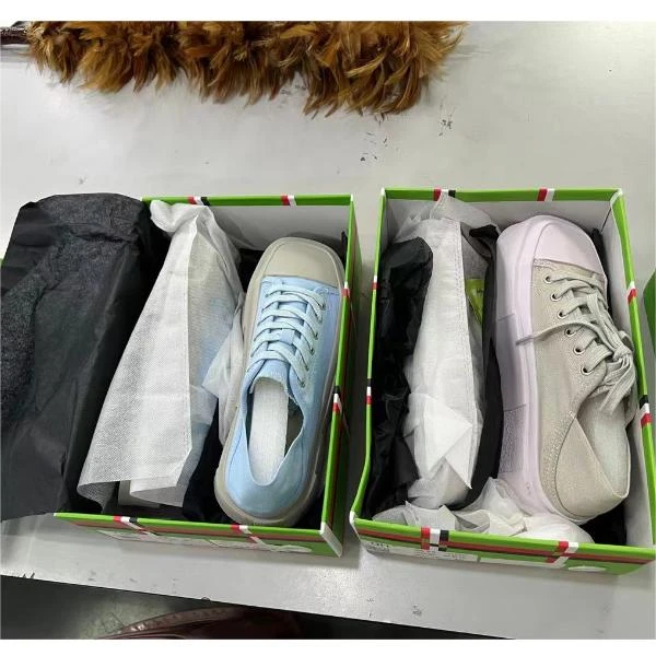 【婉君】时尚休闲跑步低帮帆布鞋LWJ24A1S094