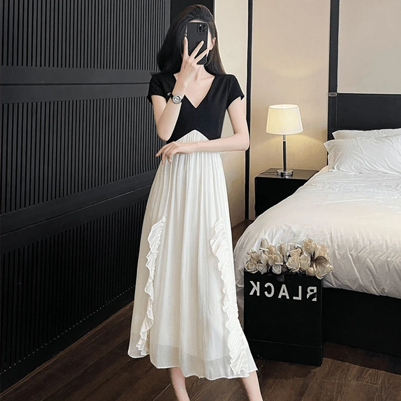 2024年新款法式夏季拼接设计感小众假两件裙子高级气质荷叶长裙