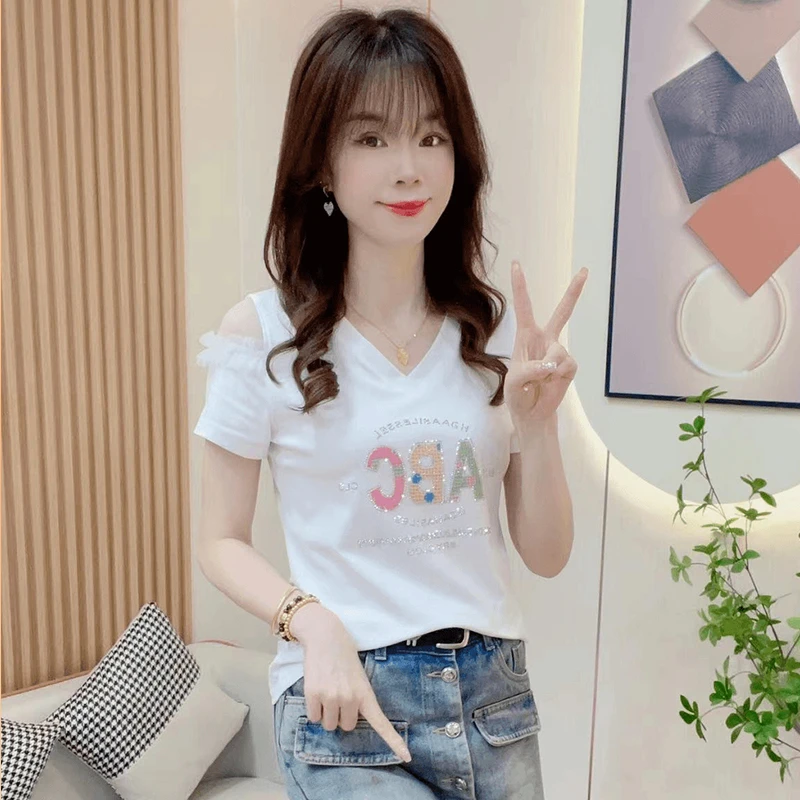 时尚休闲短袖T恤女2024年夏季新款宽松显瘦体恤设计露肩烫钻上衣
