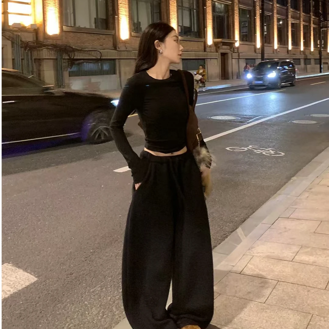 2024秋冬韩版小个子新款纯欲风辣妹长袖T恤短款显瘦高腰直筒休闲