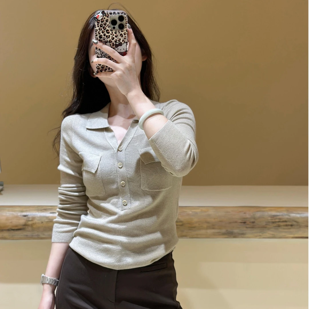 翻领正肩长袖T恤针织打底衫女秋季2024新款小众设计感气质V领上衣