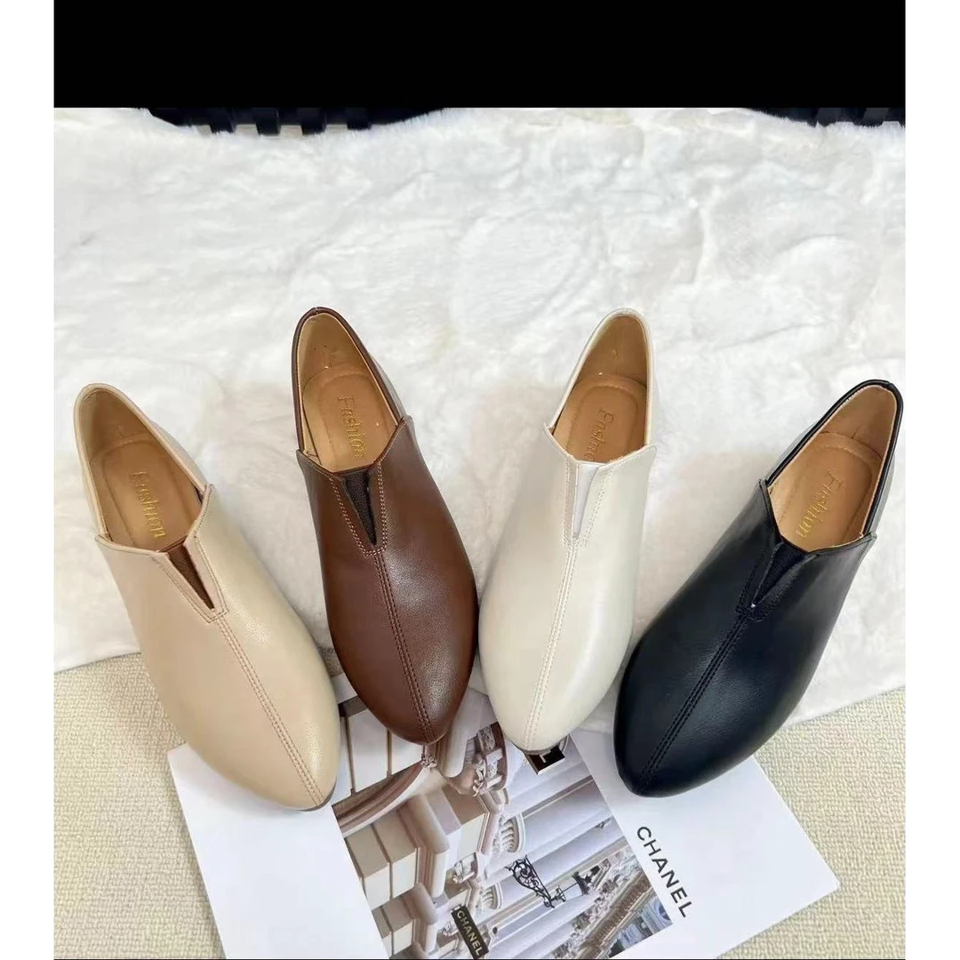 2025女鞋尖头软底软面粗跟时尚百搭女简约休闲松紧口