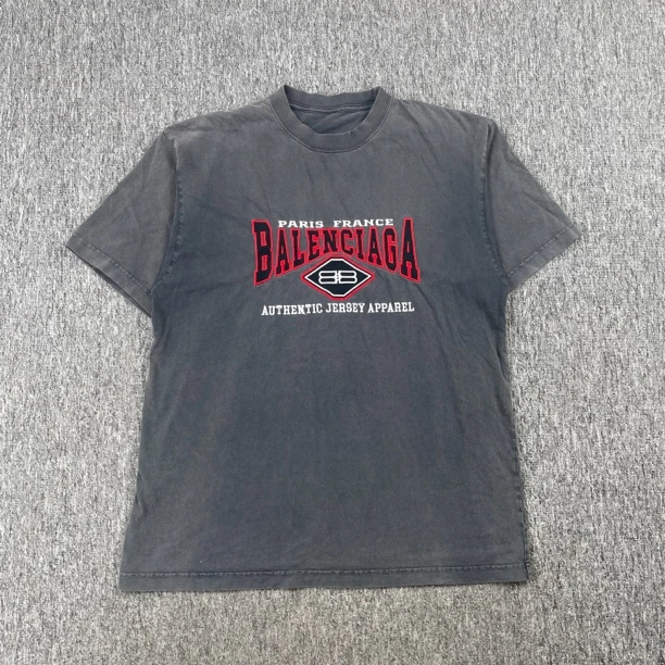 Balenciaga灰色FW22 Logo字母做旧印花圆领短袖/XS码/98新/U51603