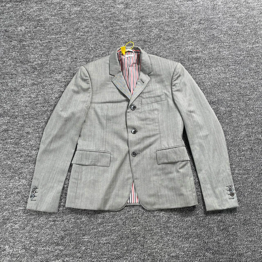 99新 THOMBROWNE 8969/灰色条纹衬里西装套装/2码/99新