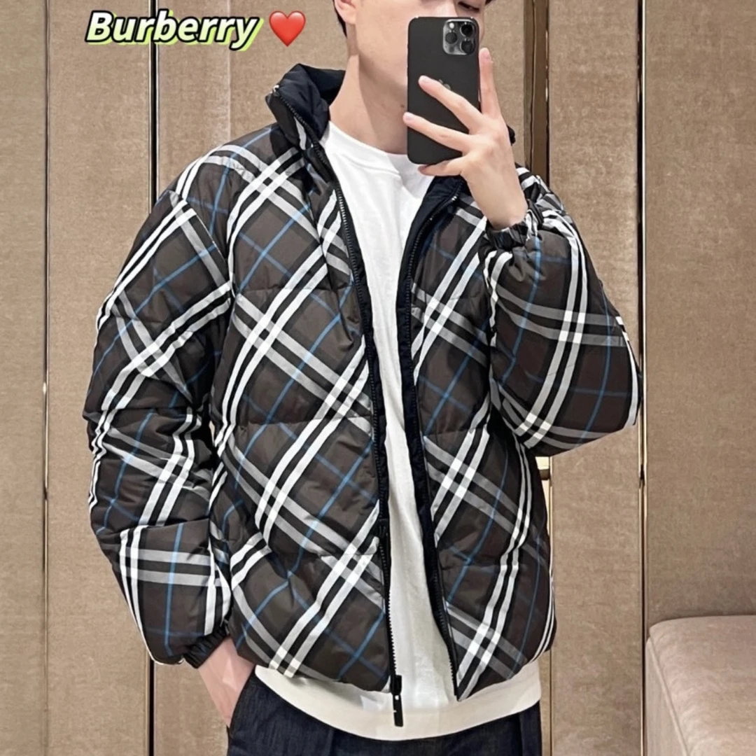 全新未使用 BURBERRY/博柏利 7408/格纹两面穿外套/S码/全新带吊