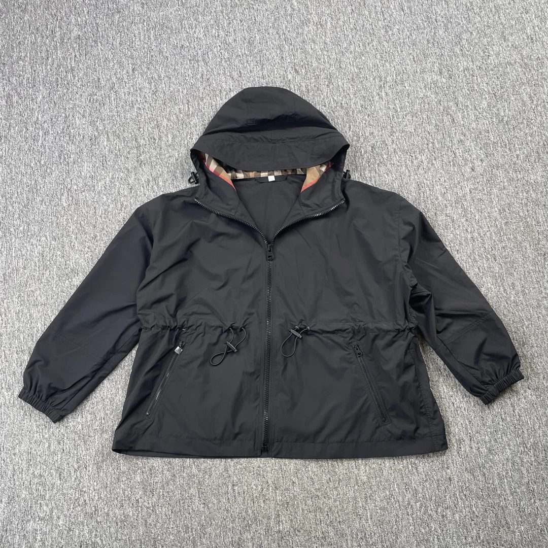 4875/Burberry黑色轻便连帽抽绳收腰夹克外套/UK6码/全新闲置