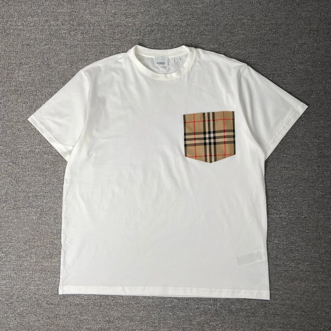 CD Burberry经典口袋圆领短袖/M码/全新闲置/公价5000/16124