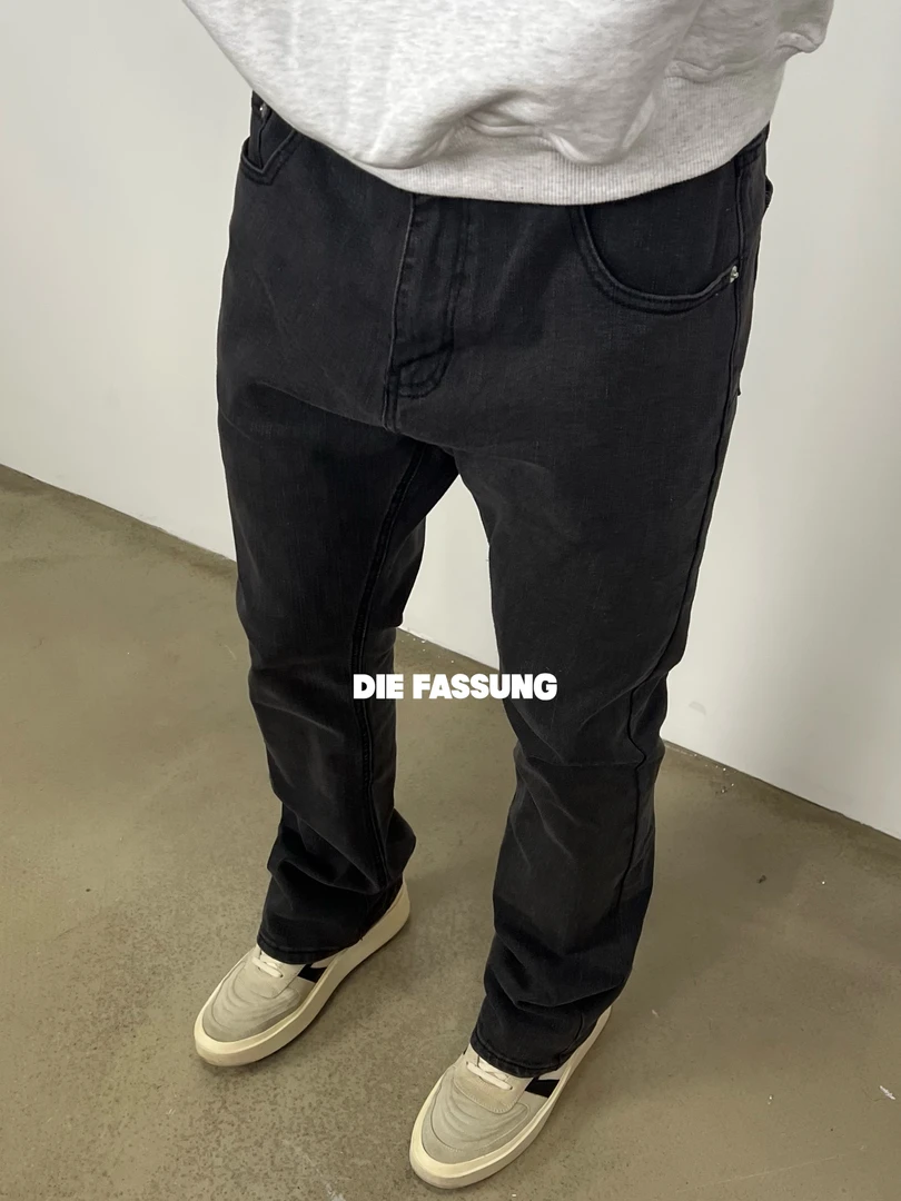 DieFassung美式直筒微喇裤简约休闲百搭水洗色修身牛仔裤长裤