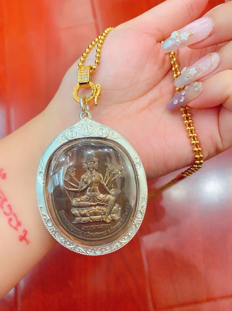 莲花四面 龙婆禅南大珐会版 纯银壳 泰国佛牌